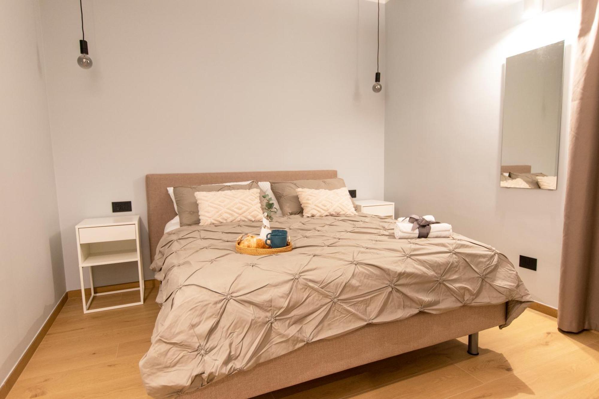 Ihost Luxury -Private Parking- Plana 4 Apartment Milan Bagian luar foto